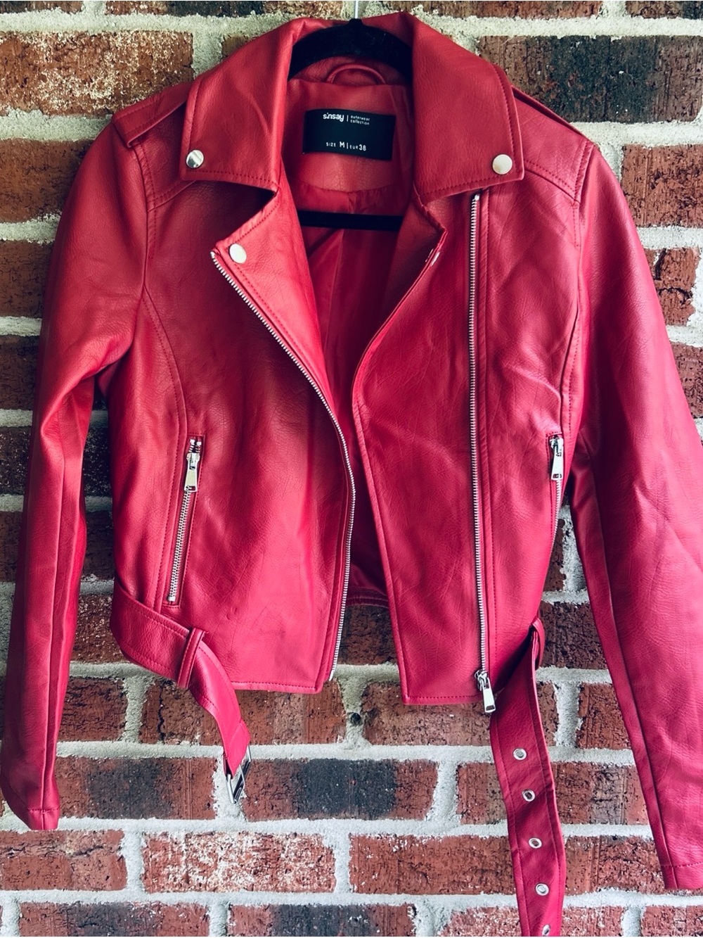 Women's Sinsay RED Faux Leather Classic Motorcycle Zip Jacket Size Medium NWOT